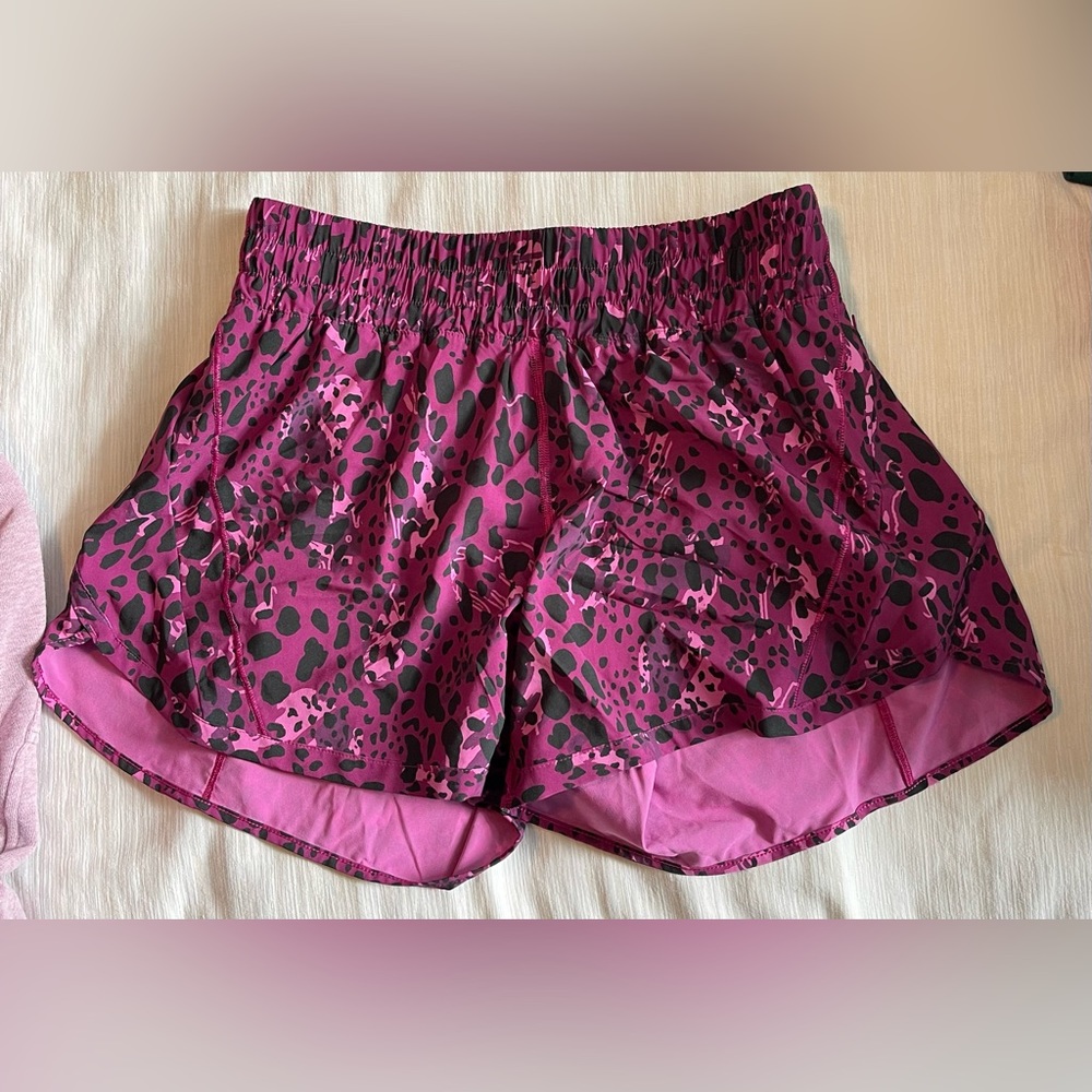Pink cheetah lululemon track that mid-rise lined short 5”